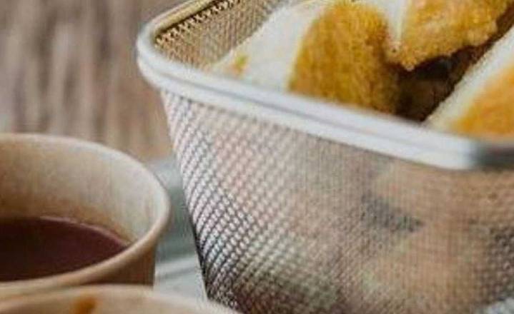 Cornbread with Honey Butter
