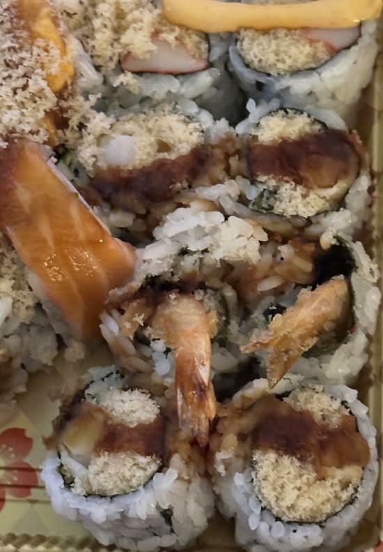 Shrimp Tempura Roll (6 pcs)