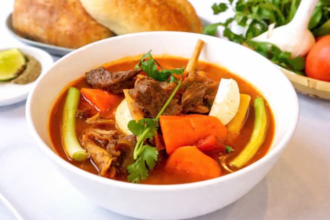53. Hủ Tiếu Mì Bò Kho