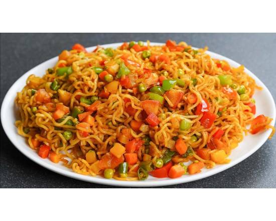 Maggi noodles with pop