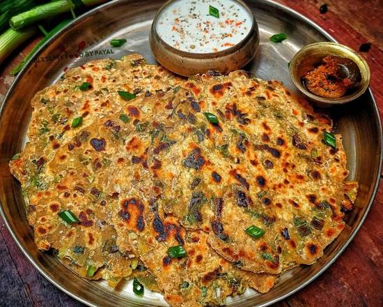 Tandoori Onion Paratha with dahi and achar