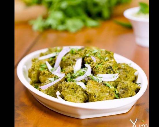 Haryali chaap plate with gravy