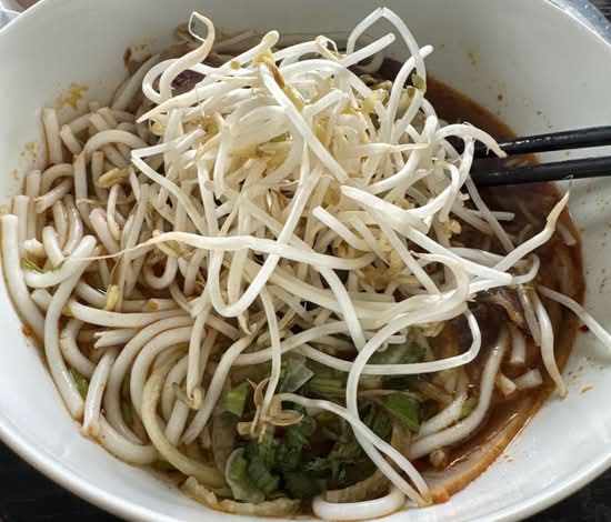 SD2. Spicy Beef Noodles Soup