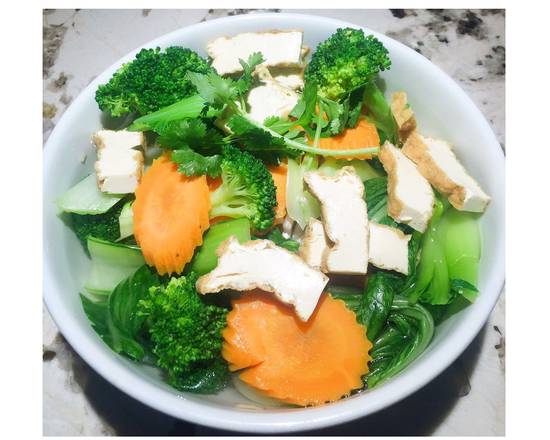 #104 Rice Noodle Soup with Tofu and Vegetable (Hu Tieu Xup Dau Hu Va Rau)