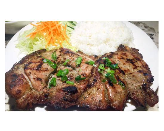#706 BBQ Pork Chop on Rice (Com Suon Nuong)