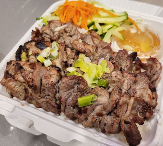#703 BBQ Beef on Rice (Com Bo Nuong)