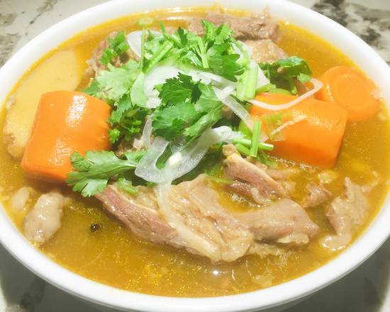 #627 Spicy Stewing Beef with Rice Noodles (Hu Tieu Bo Kho)