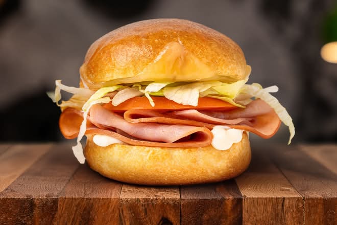 Ham & Swiss Zlider