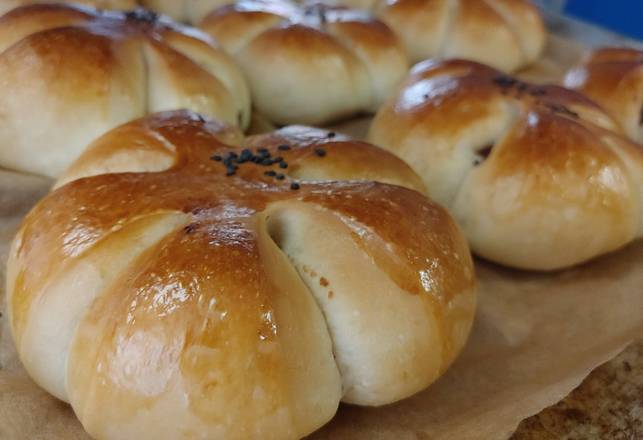 Black Bean Bun