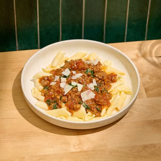 Gluten-friendly Penne Bolognese