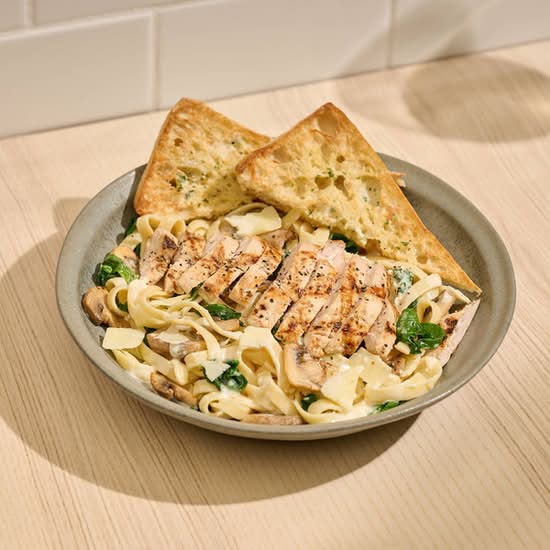 Spinach & Mushroom Fettuccine Alfredo