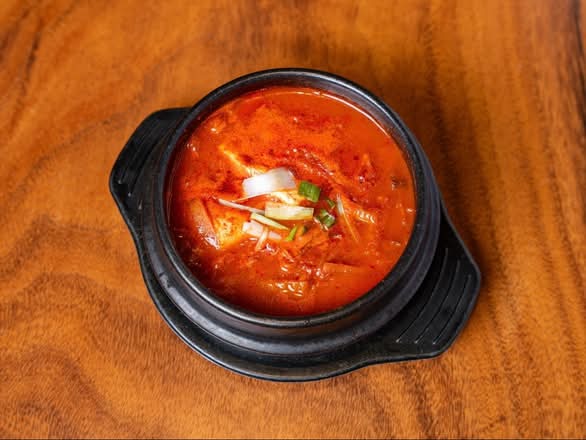 KIMCHI JJIGAE 김치찌개