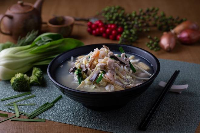 73. Chicken Noodle Soup (기스면)