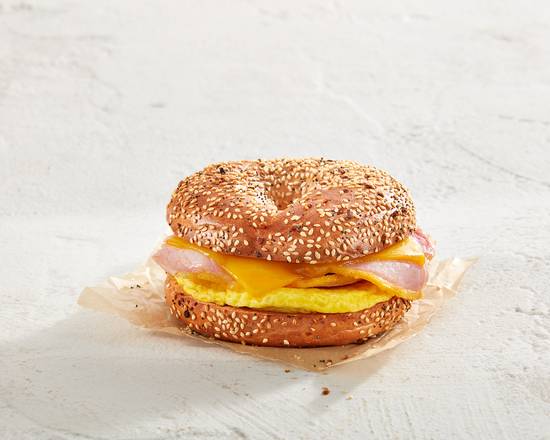 Peameal bacon & egg on a Bagel