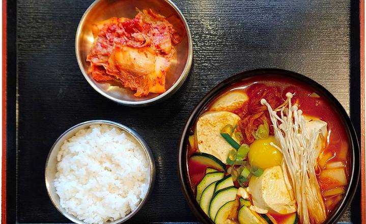 Kimchi-Soontubu