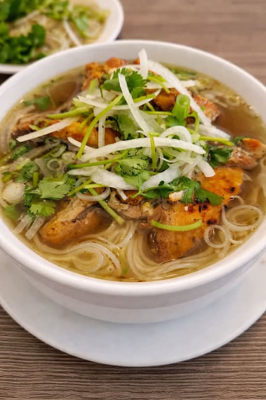 PSN - Grilled Pork chop Noodle Soup - Pho suon nướng