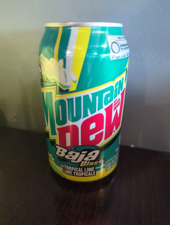 Mountain Dew (Baja Blast Tropical Lime) 355ml