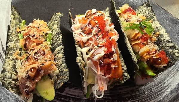 1019 Shrimp Tempura Seaweed Taco
