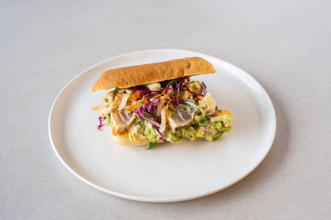 HALF ALBACORE TUNA SANDWICH