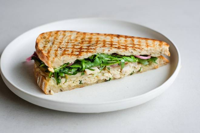 HALF ROAST CHICKEN SANDWICH (NF)