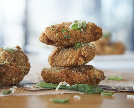 Ailes de poulet parmigiana / Parmigiana Chicken Wings