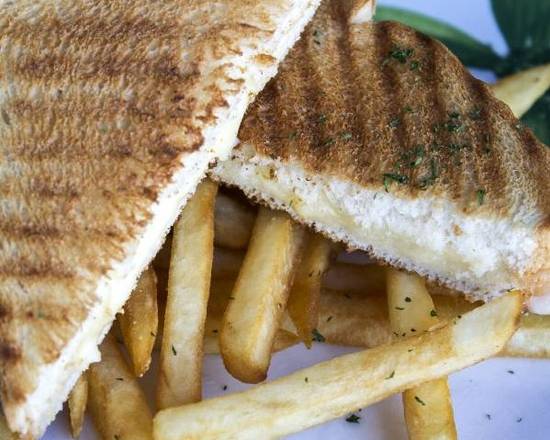 Grilled Cheese Sandwich (Sandwich De Queso)