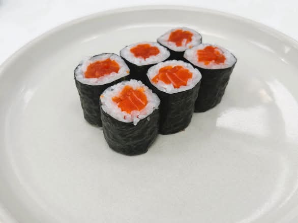 Salmon Roll