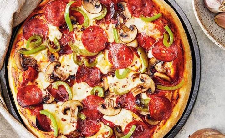 Deluxe Pizza