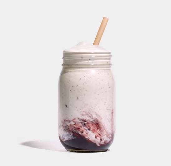 Lait frappé suprême Bleuets / Supreme Blueberry Milkshake