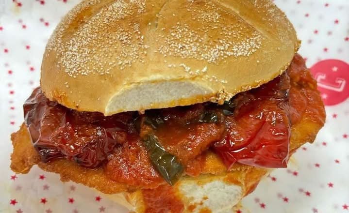 CHICKEN SANDWICH