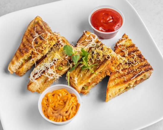 Aloo Mattar Sandwich