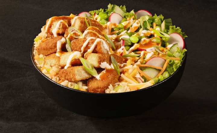 Bol St-Hub avec lanières végé croustillantes / St-Hub Bowl with crispy veggie strips