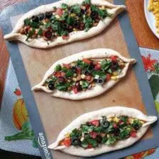 Veggie Pide
