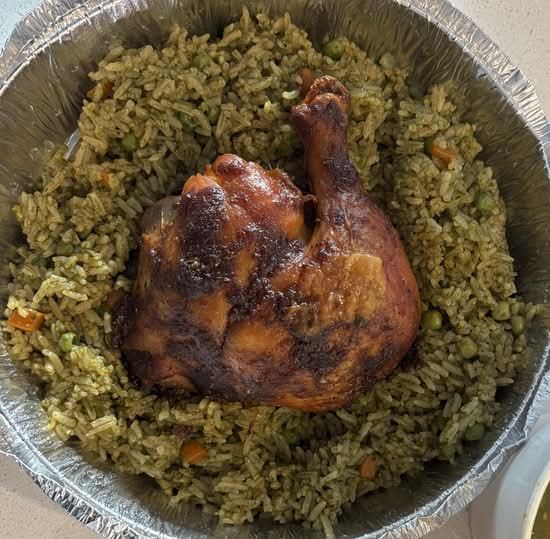 Arroz con pollo/Riz au coriandre et poulet rôti