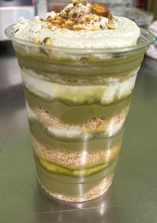 Kunafa cup pistachio