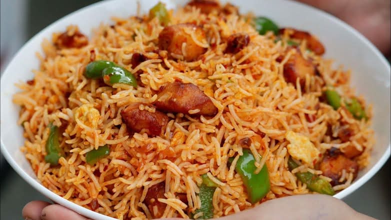 Chicken Schezwan Rice
