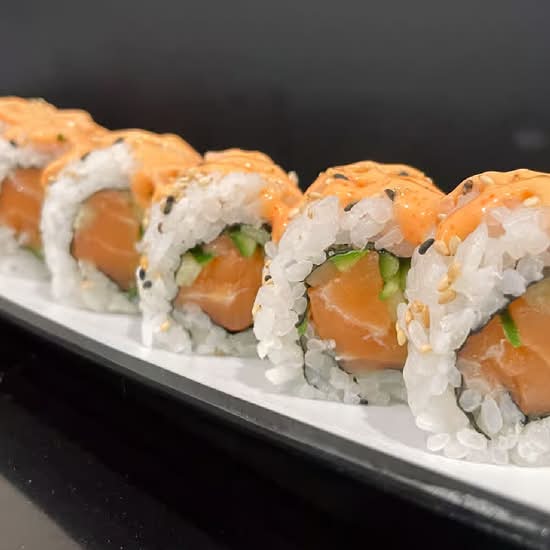 Spicy Salmon Roll
