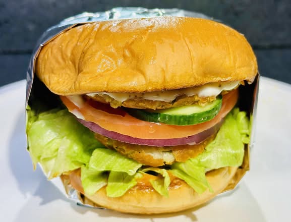 Aloo Tikki Burger / Patate Croquettes Burguer