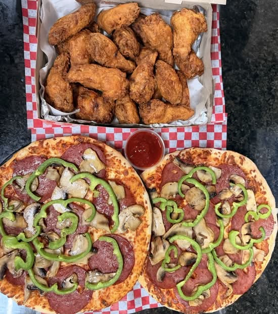 G6: 2 Large Pizzas  (14“)