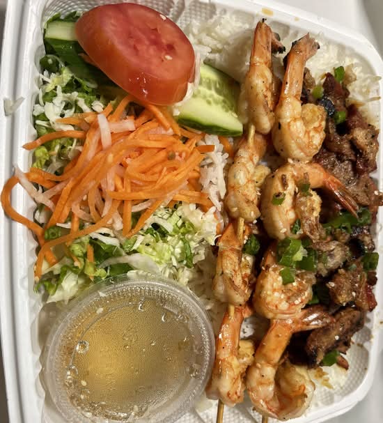 Grilled prawn and pork slices with Rice