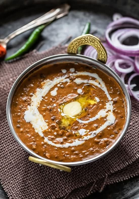 Dhunagaar Dal Makhni