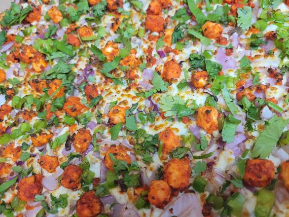 Tandoori Paneer Pizza