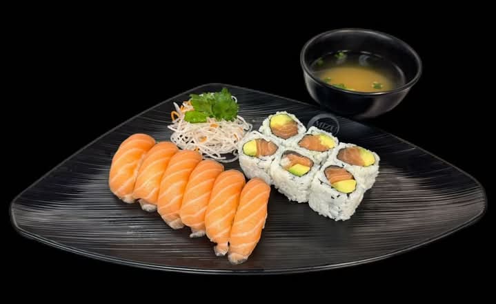 S1. Salmon Lover Combo (S)