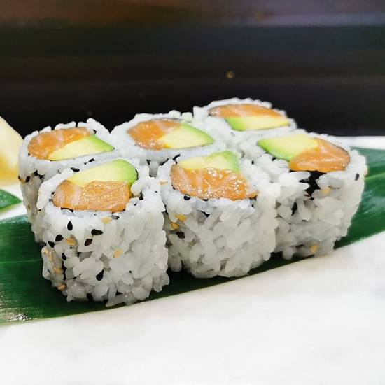 M4 Salmon avocado Roll (6pcs)