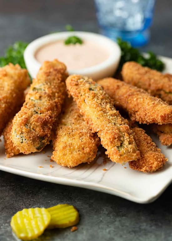 Mozzarella Cheese Sticks (6pc) with dip