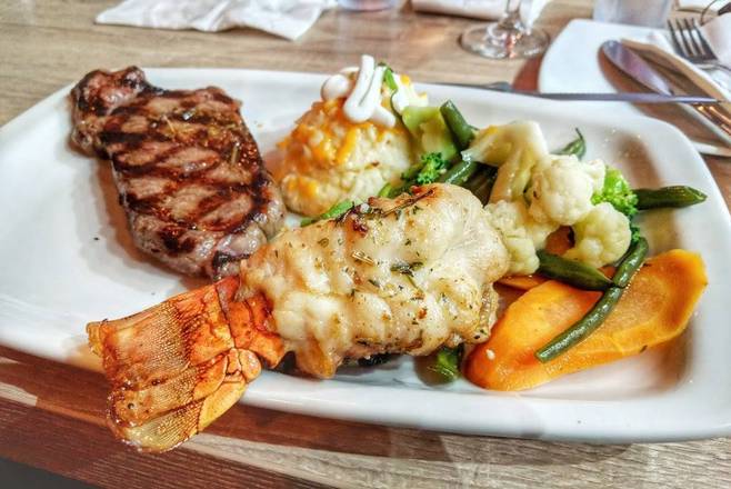 8 oz Steak & Lobster Tail