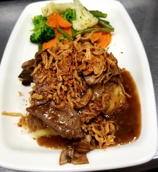 Oven Pot Roast Beef with mash & steam veg