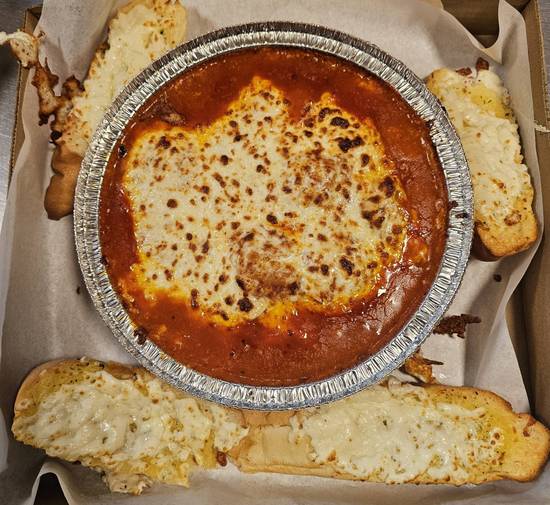 Lasagna with Garlic Bread
