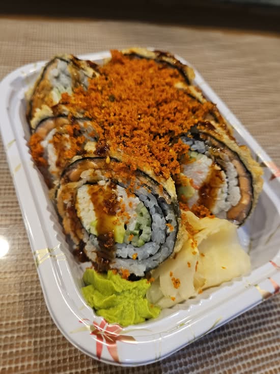 Golden Salmon Roll
