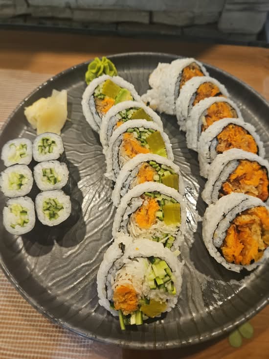 Veggie Combo (20 pcs)